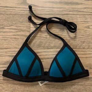 Victoria’s Secret pink triangle push-up teal with black never worn XS